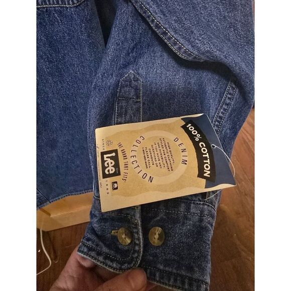 Lee Denim Collection 100% Cotton Blue Button-Up Shirt XL With 4-Shift Team Logo - Picture 4 of 6